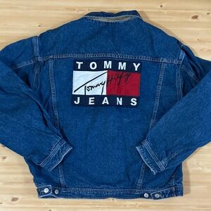 Vintage Tommy Hilfiger Double Sided USA Flag Lined Trucker Chore Denim Jacket